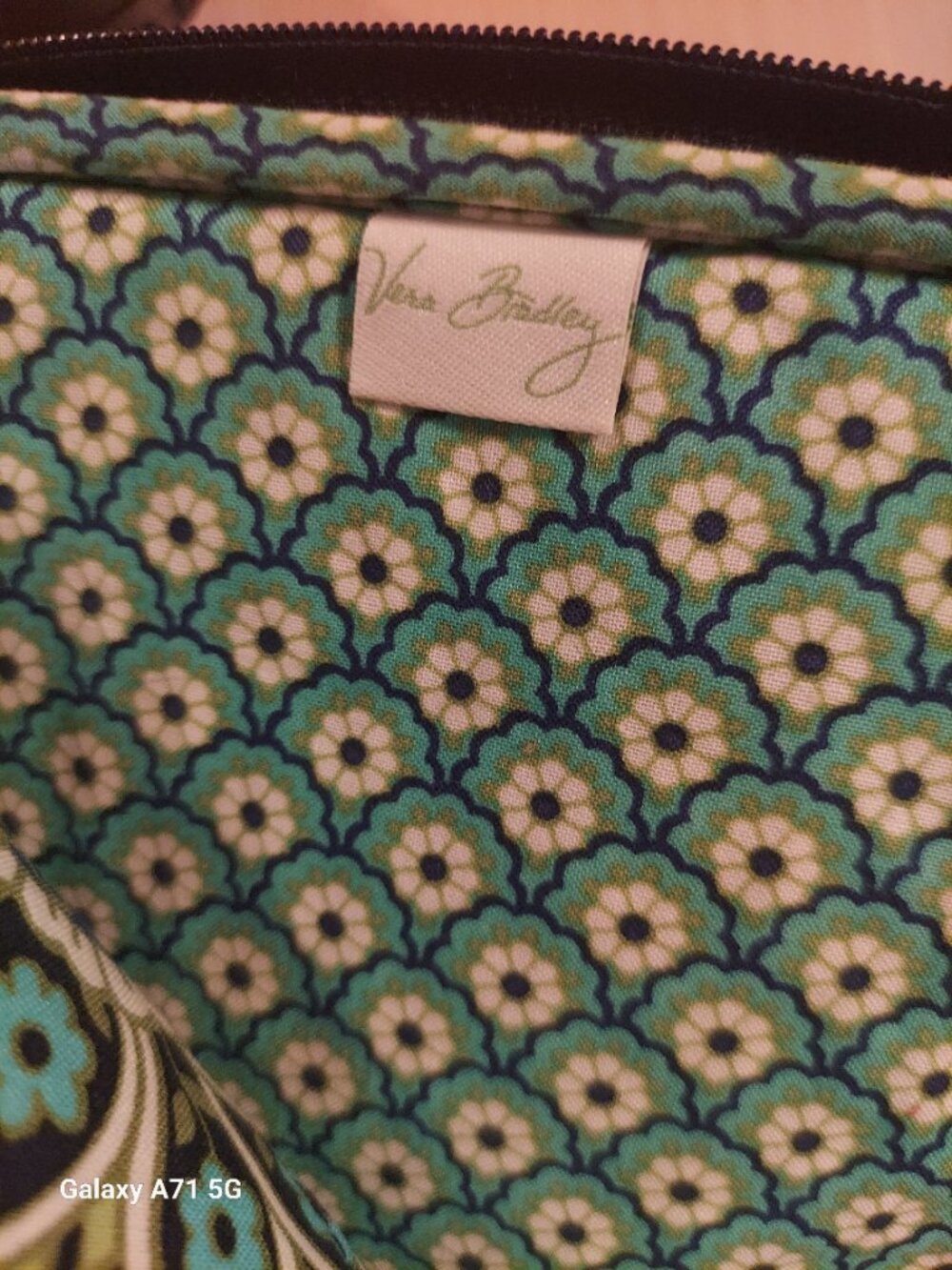 Vera Bradley Rhythm & Blues E-Reader Sleeve /Tablet Case - Picture 5 of 7